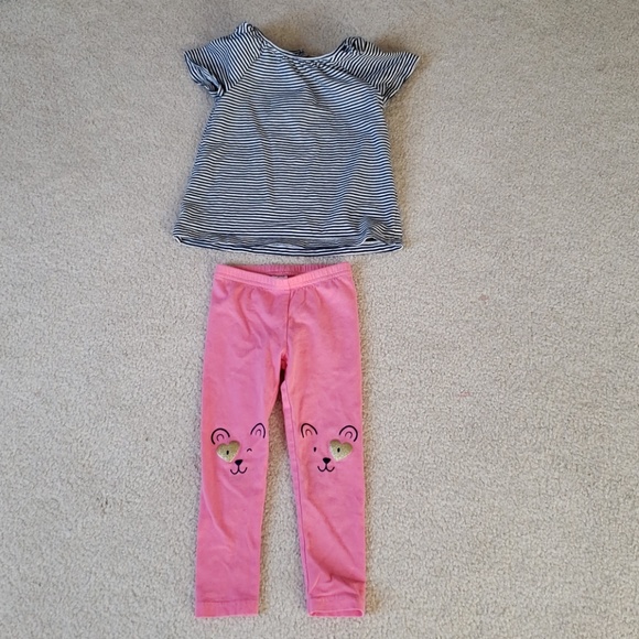 beautiful butts in yoga pants